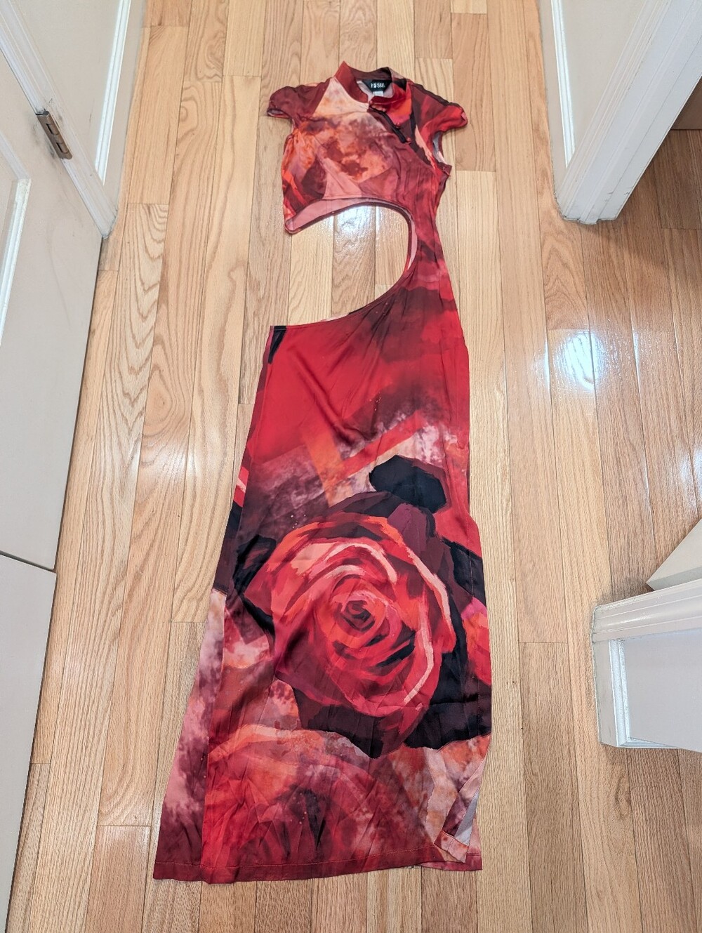 B3. NWT KIM SHUI CUT OUT QI PAO DRESS IN RED ROSE - Picture 5 of 8